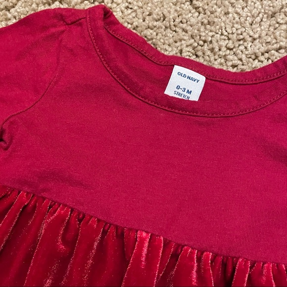 Beautiful Old Navy Top - Picture 7 of 9